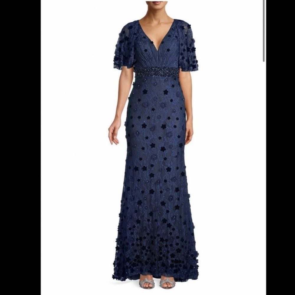 Mac Duggal, Navy blue , NWT. Never worn. Absolutely Gorgeous! Sequins detail.